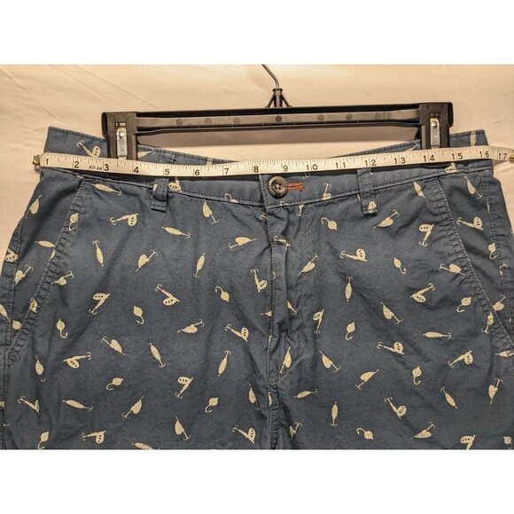 Eddie Bauer Mens Blue/White Fishing Lure Bait Pattern Relaxed Fit Shorts 30 - Picture 3 of 6